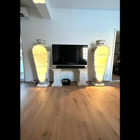 Apartment Ggg *